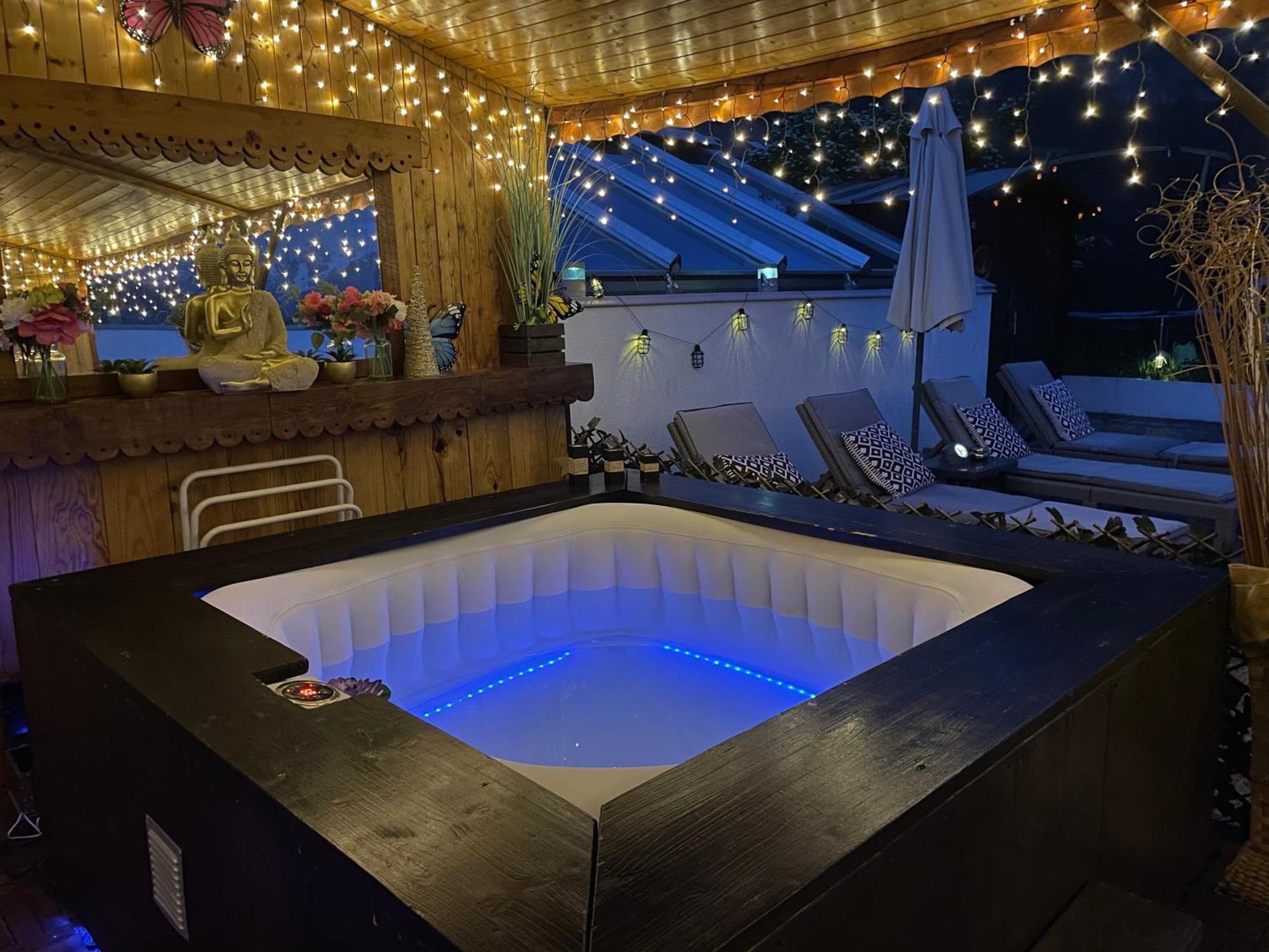 Rooftop 1 - Jacuzzi Prive Au Pied Du Monte-Blanco سالونش المظهر الخارجي الصورة