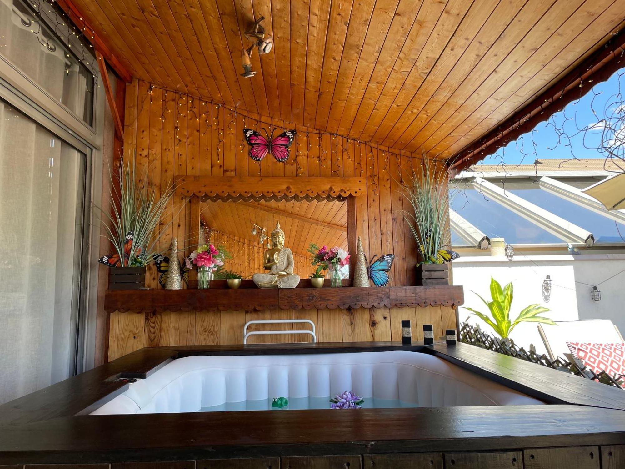 Rooftop 1 - Jacuzzi Prive Au Pied Du Monte-Blanco سالونش المظهر الخارجي الصورة