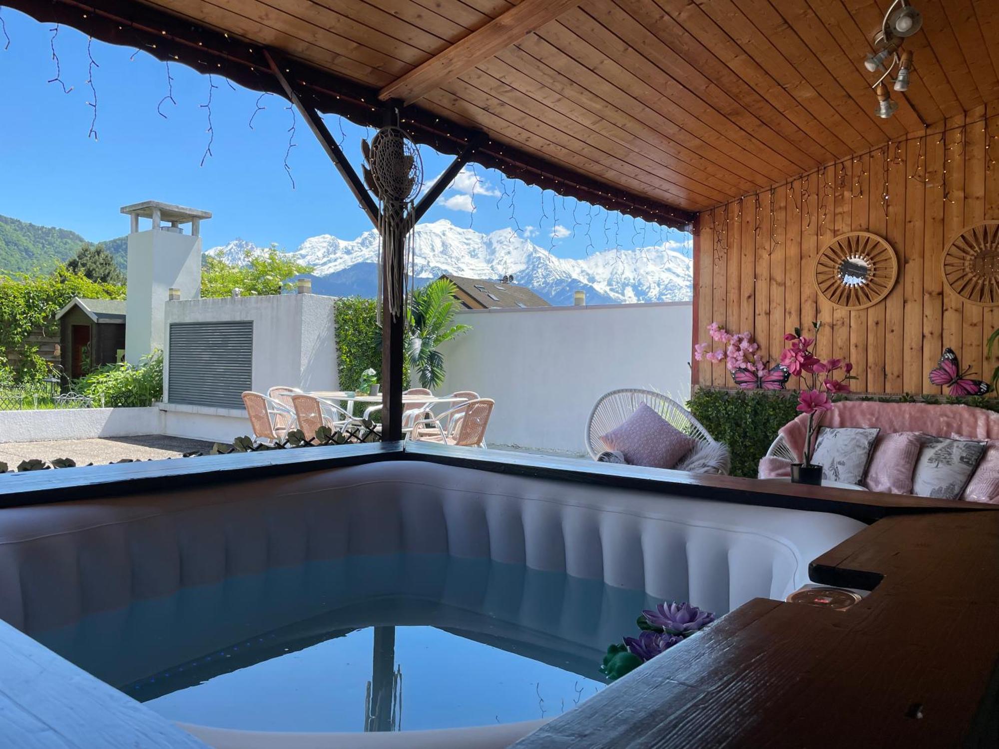 Rooftop 1 - Jacuzzi Prive Au Pied Du Monte-Blanco سالونش المظهر الخارجي الصورة