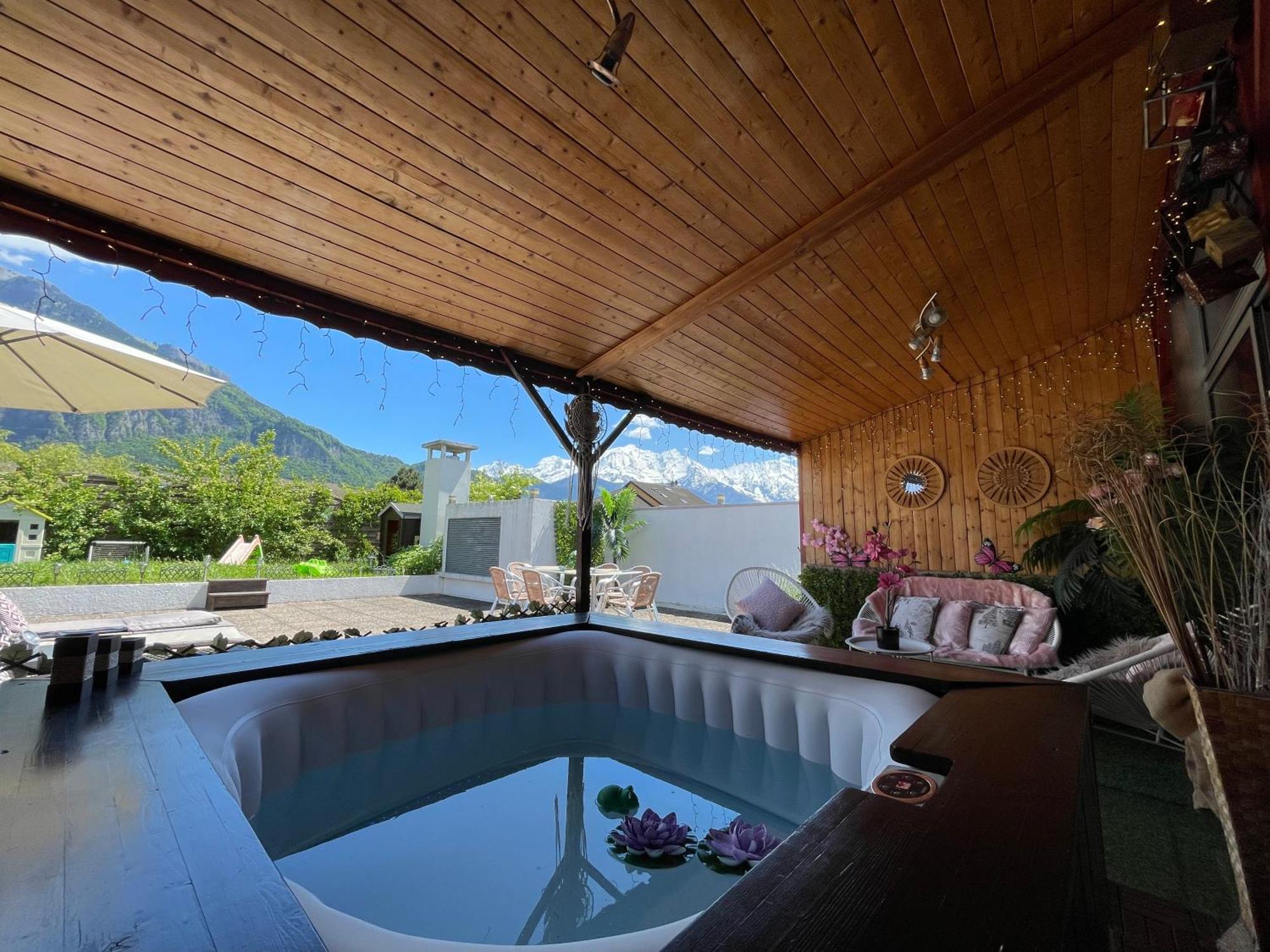 Rooftop 1 - Jacuzzi Prive Au Pied Du Monte-Blanco سالونش المظهر الخارجي الصورة